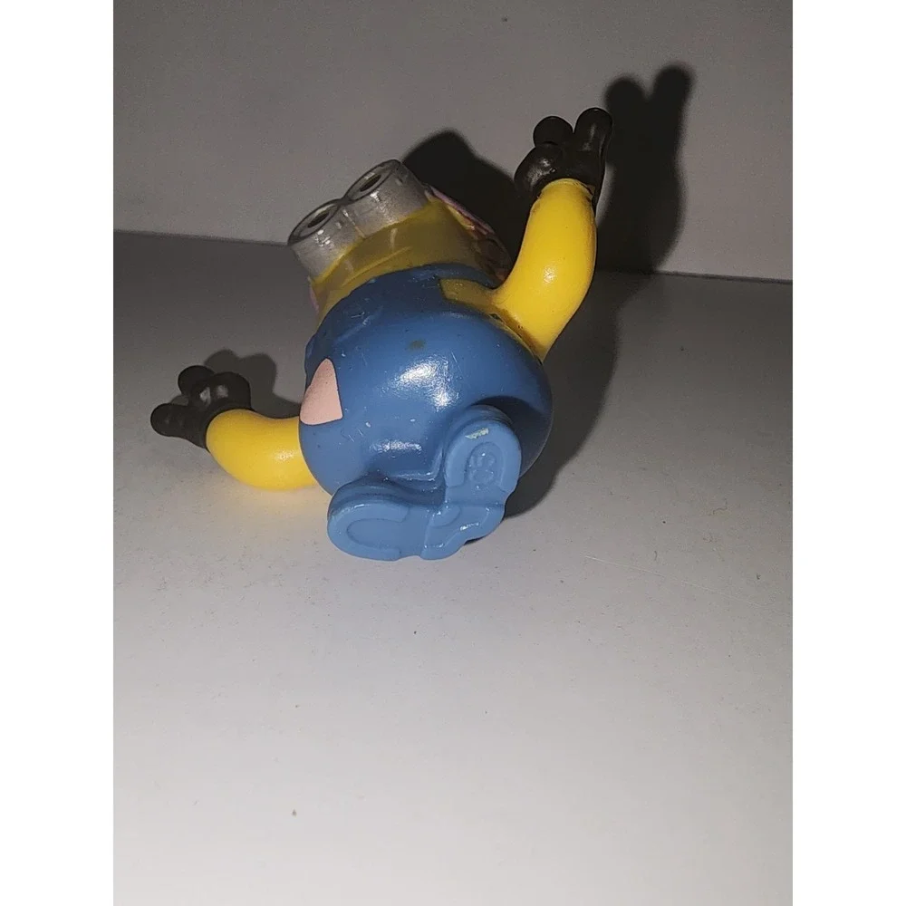 Hippie Kevin Minion Despicable Me McDonald's Replacement Toy‎